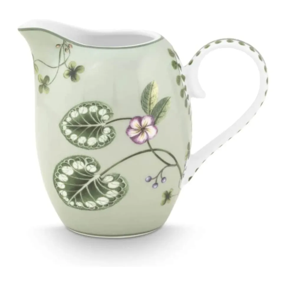 Lily & Lotus Kande